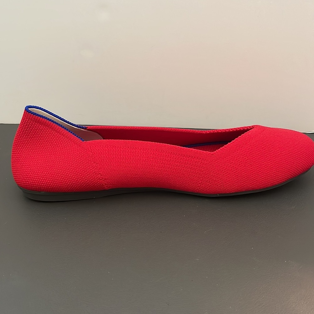 Red, Round Toe Rothy's Flats - Picture 7 of 14